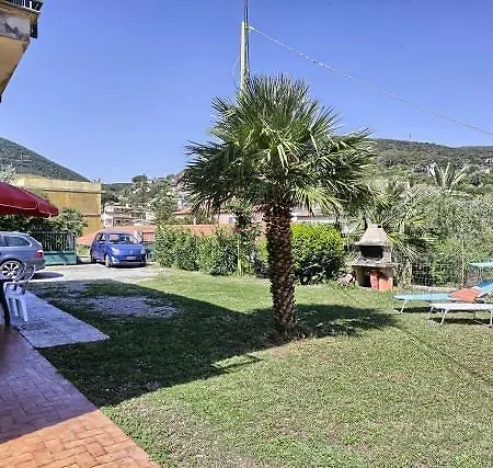 Villa Rio Marina: Roberta